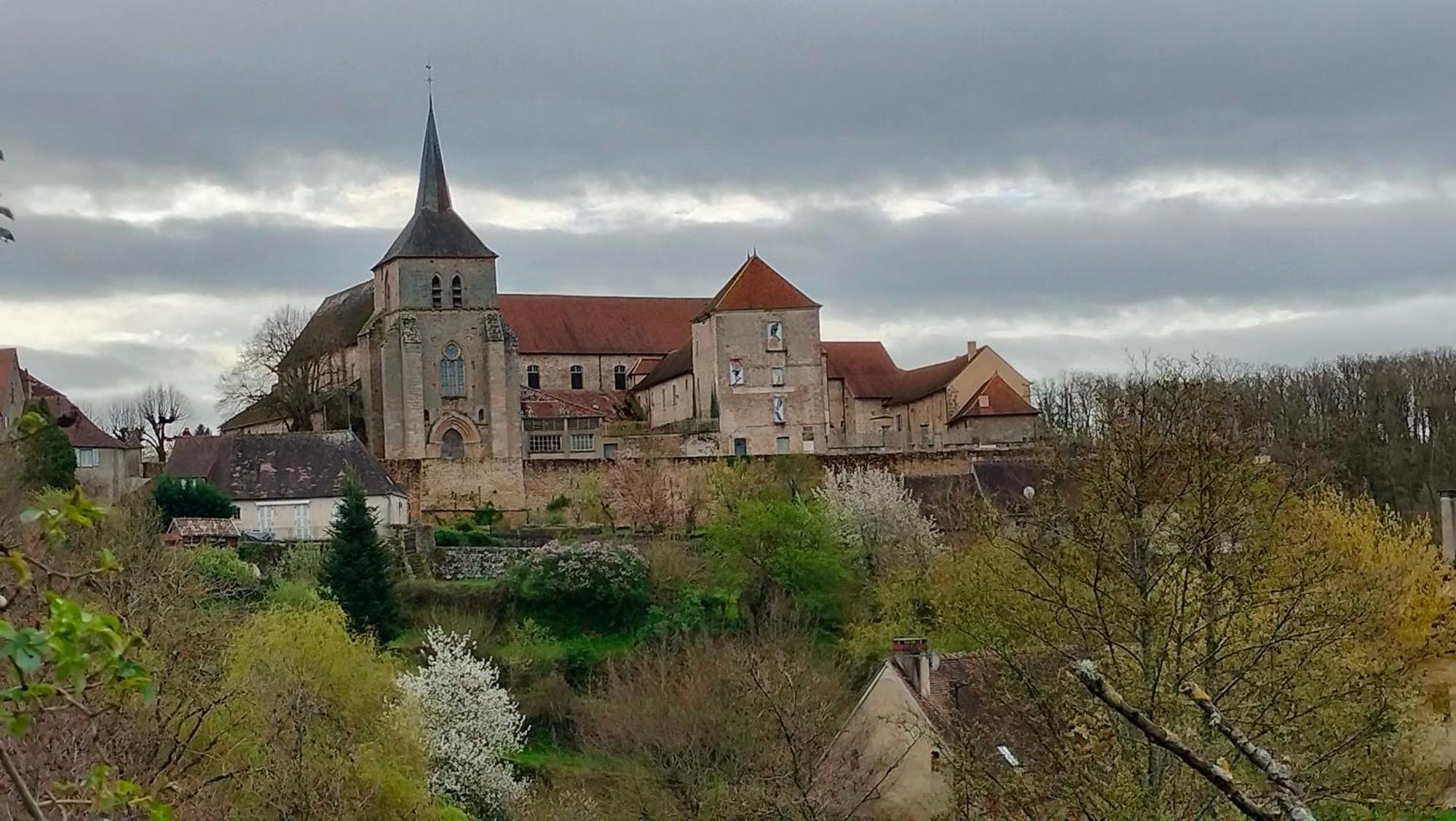 Gite "La Petite" Saint-Benoit-du-Sault Buitenkant foto